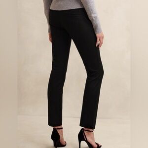 Banana Republic Sloan Fit Ankle Length Work Pant - Size 12